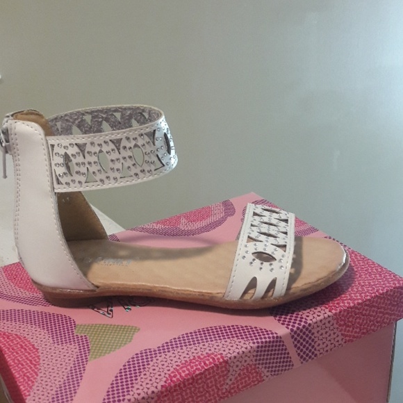 little girls white sandals